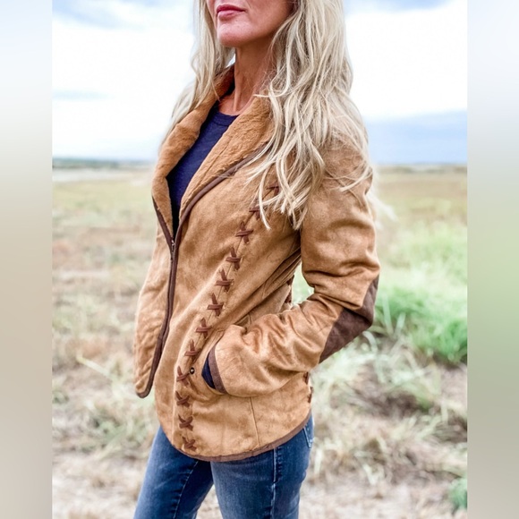 Tasha Polizzi Western Jacket With Fur Collar - Picture 3 of 13